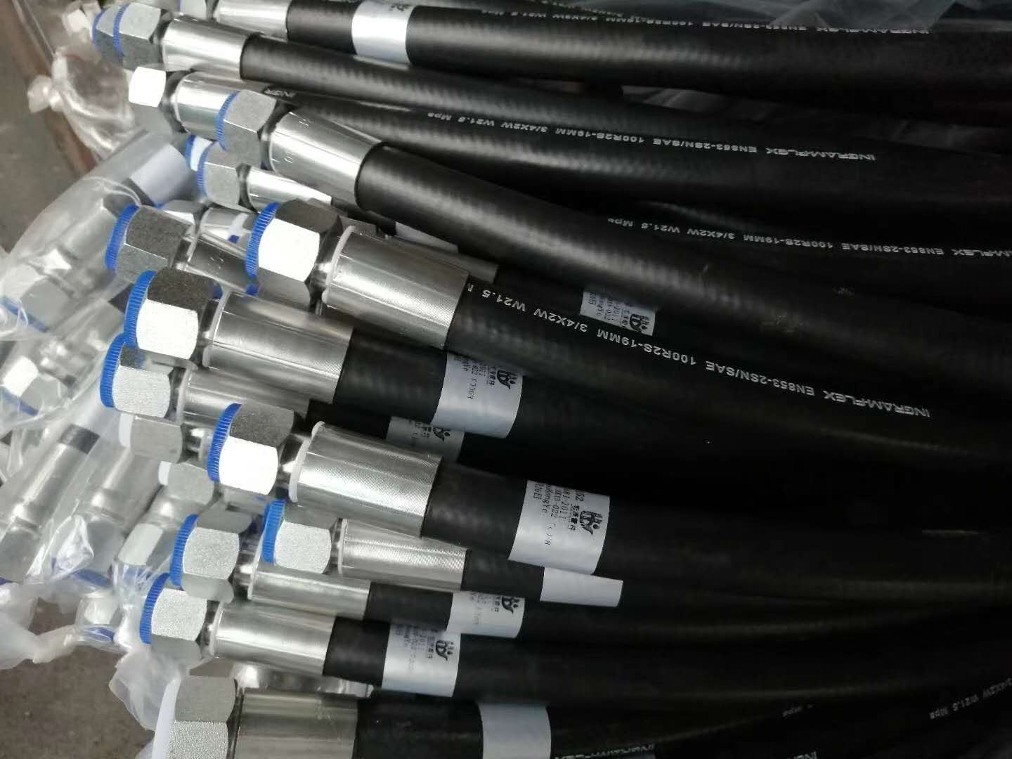 高壓鋼絲編織膠管的連接和密封方法及注意事項(xiàng)